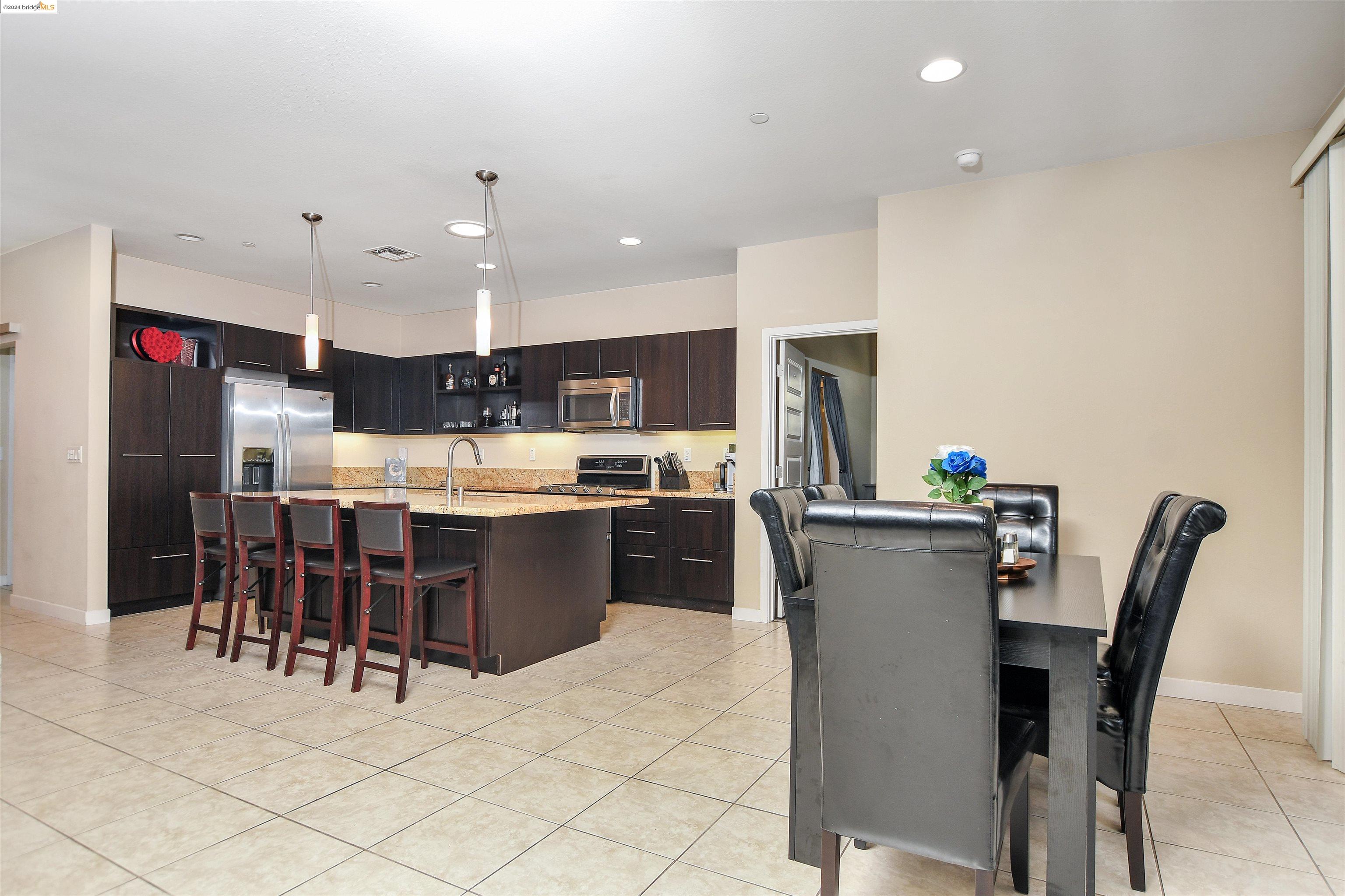 2272 Eastport Dr