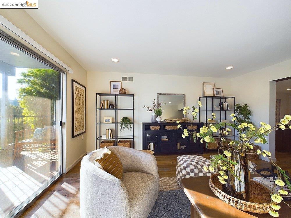 2557 Golden Rain Rd # 4