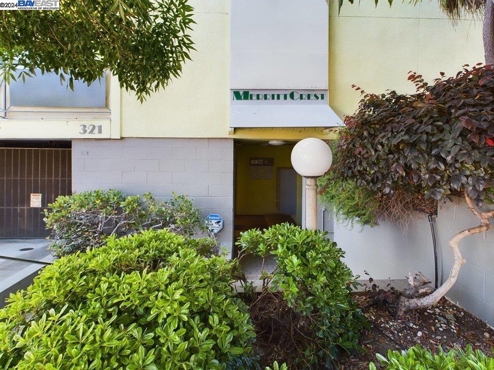 321 Warwick Ave # 303