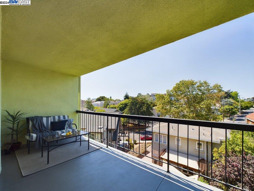 321 Warwick Ave # 303