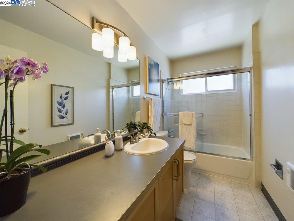 321 Warwick Ave # 303