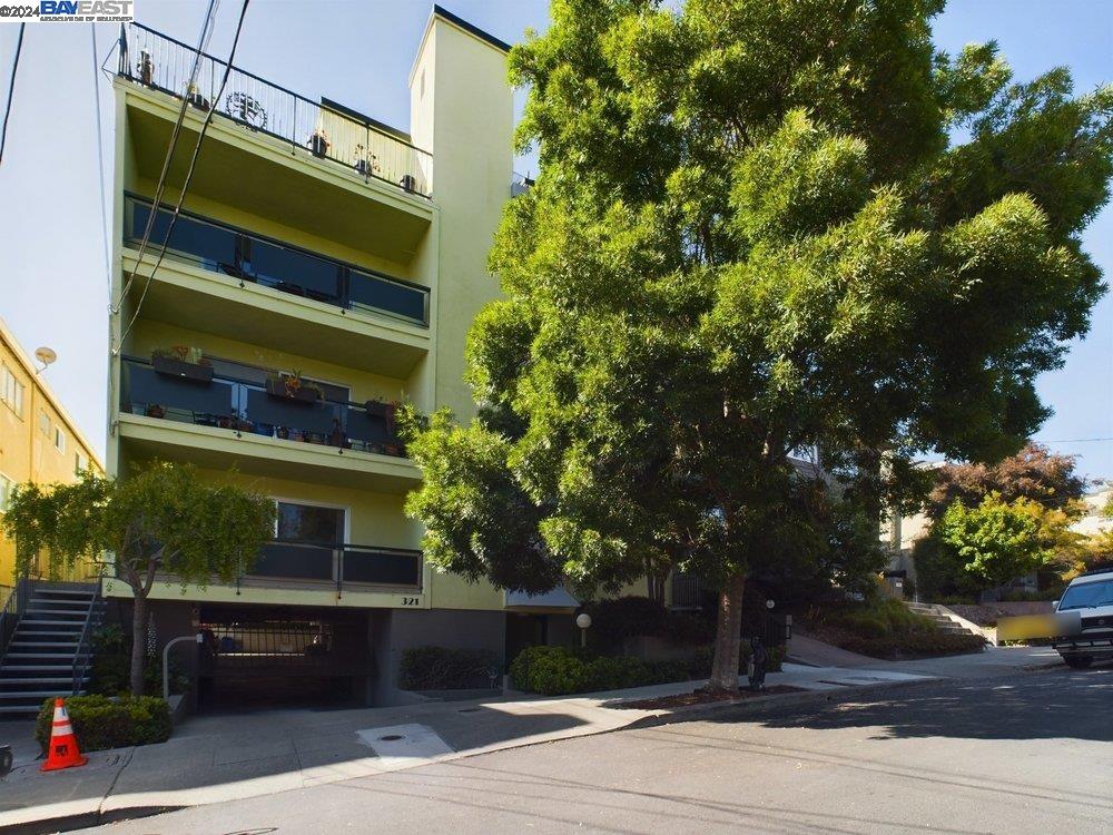 321 Warwick Ave # 303