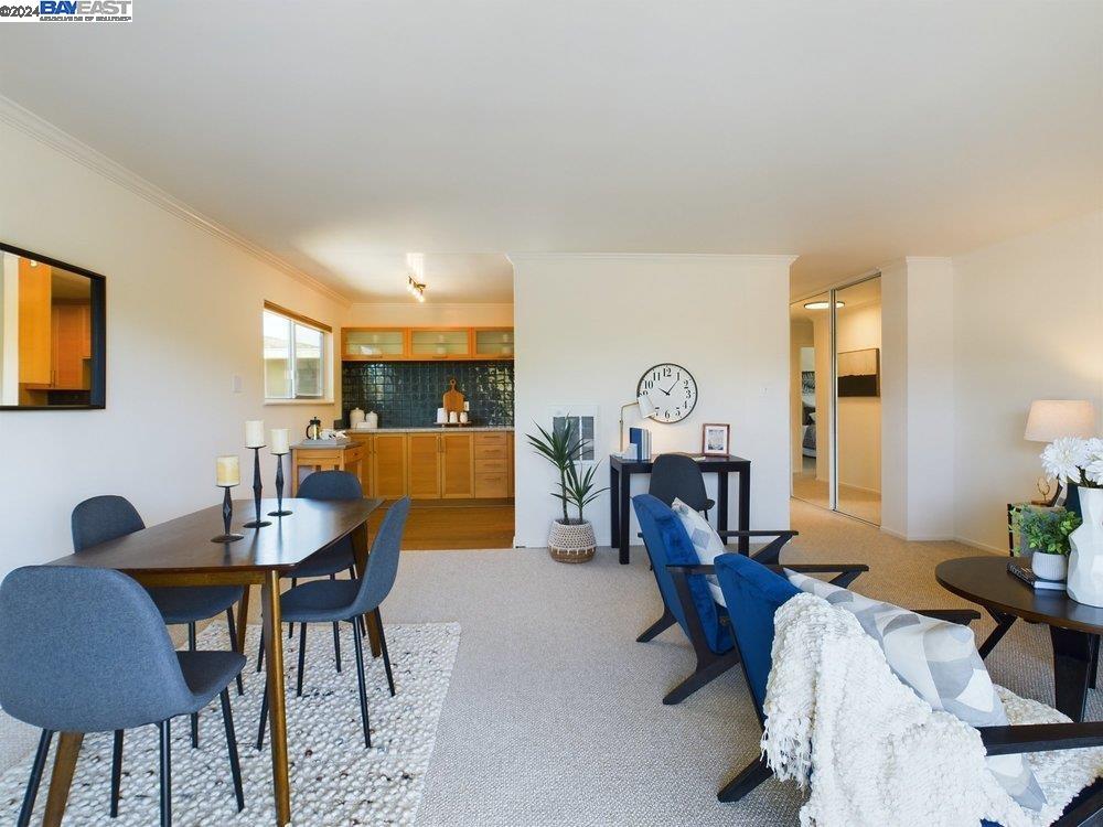 321 Warwick Ave # 303