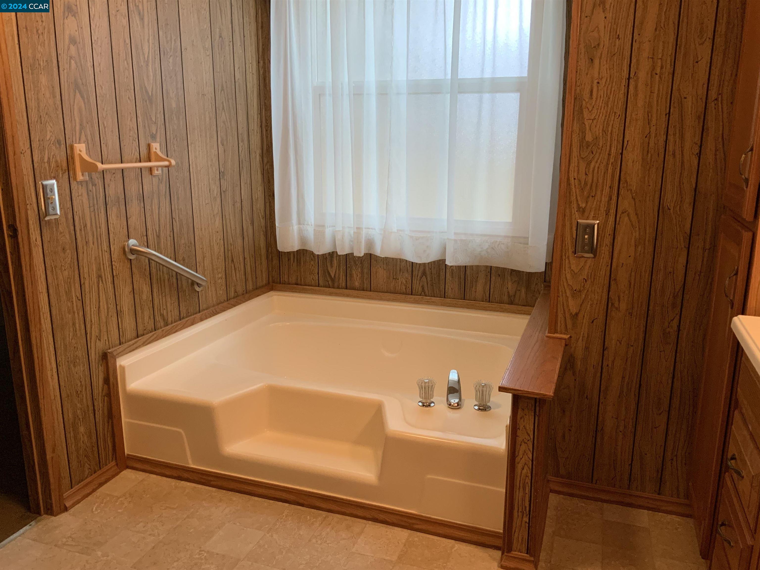 217 Maui Dr.