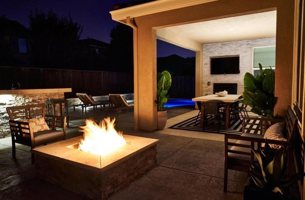 8422 Pinehollow Cir