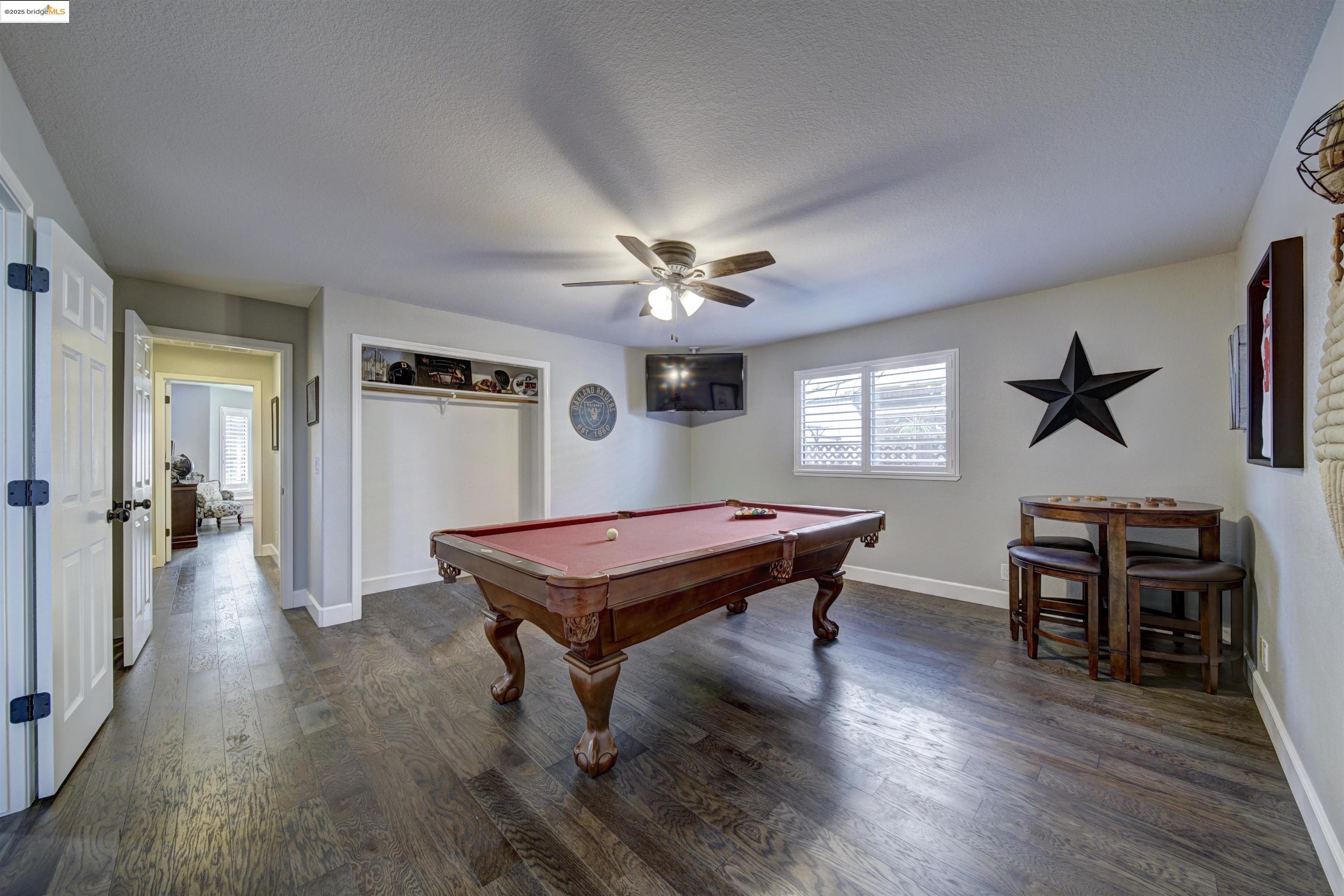 2105 Cypress Pt