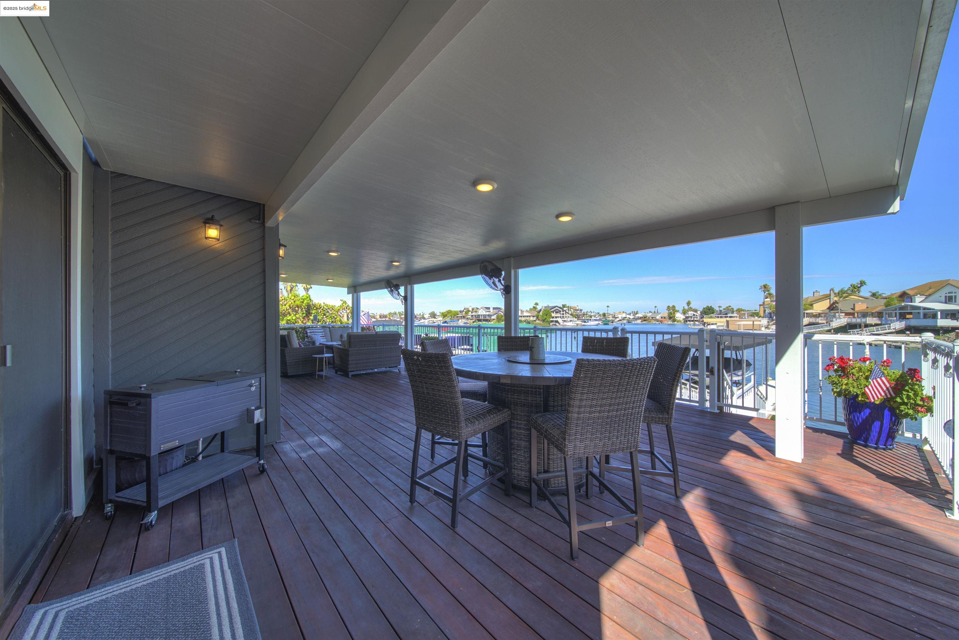 2105 Cypress Pt
