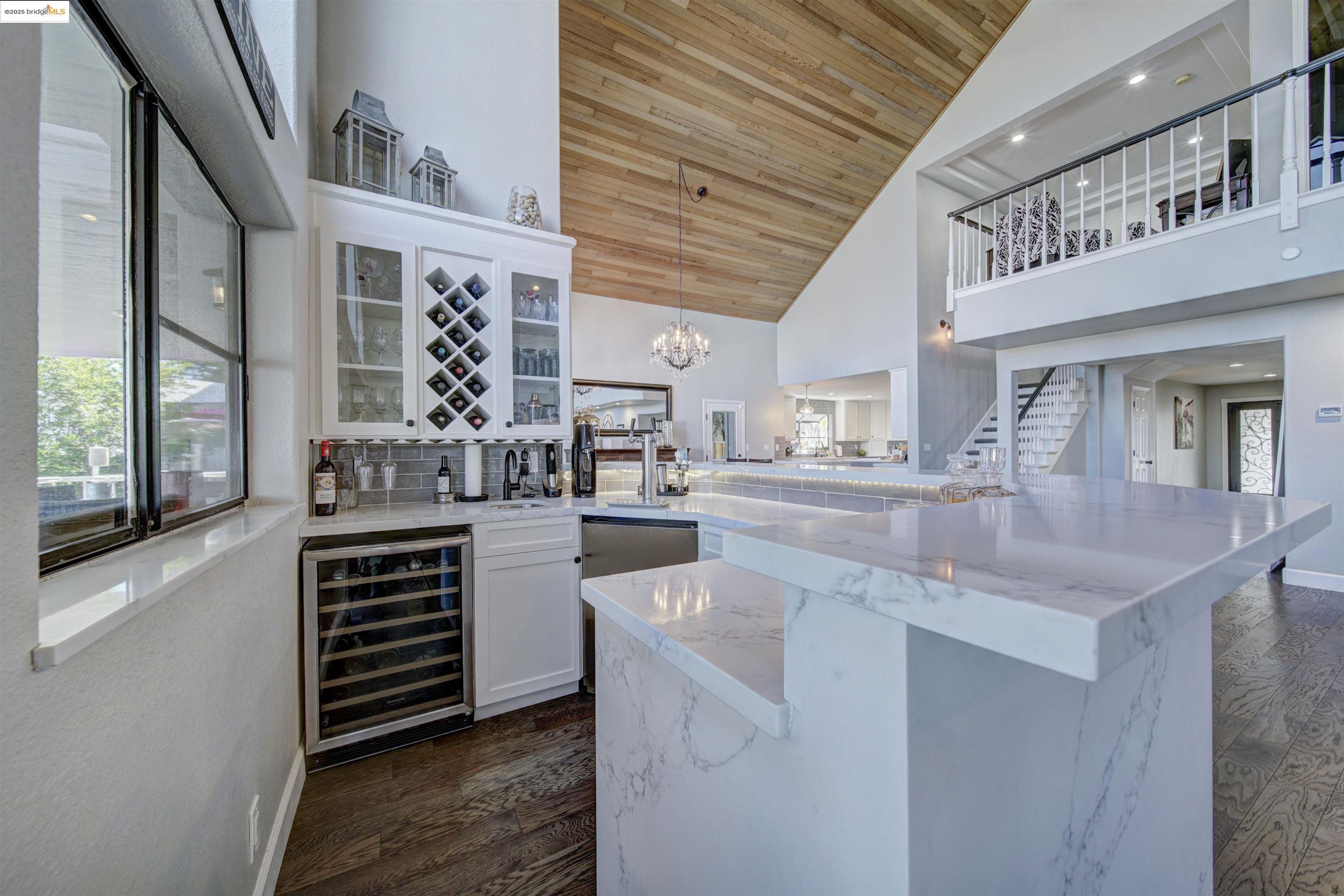 2105 Cypress Pt
