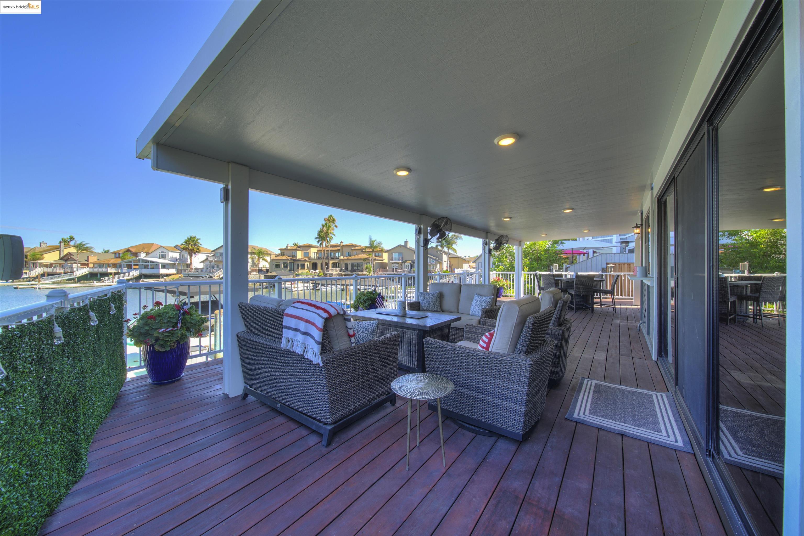 2105 Cypress Pt