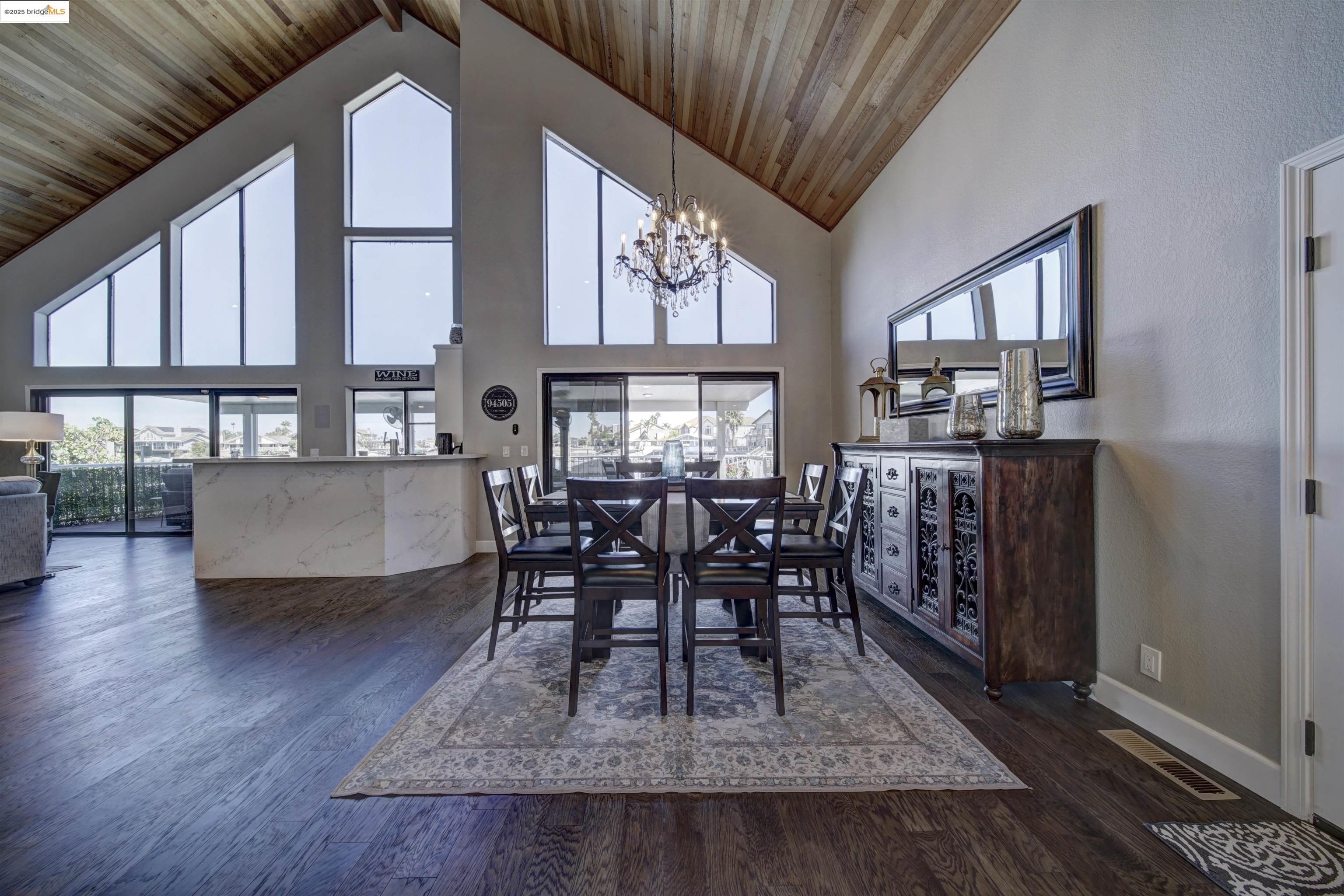 2105 Cypress Pt