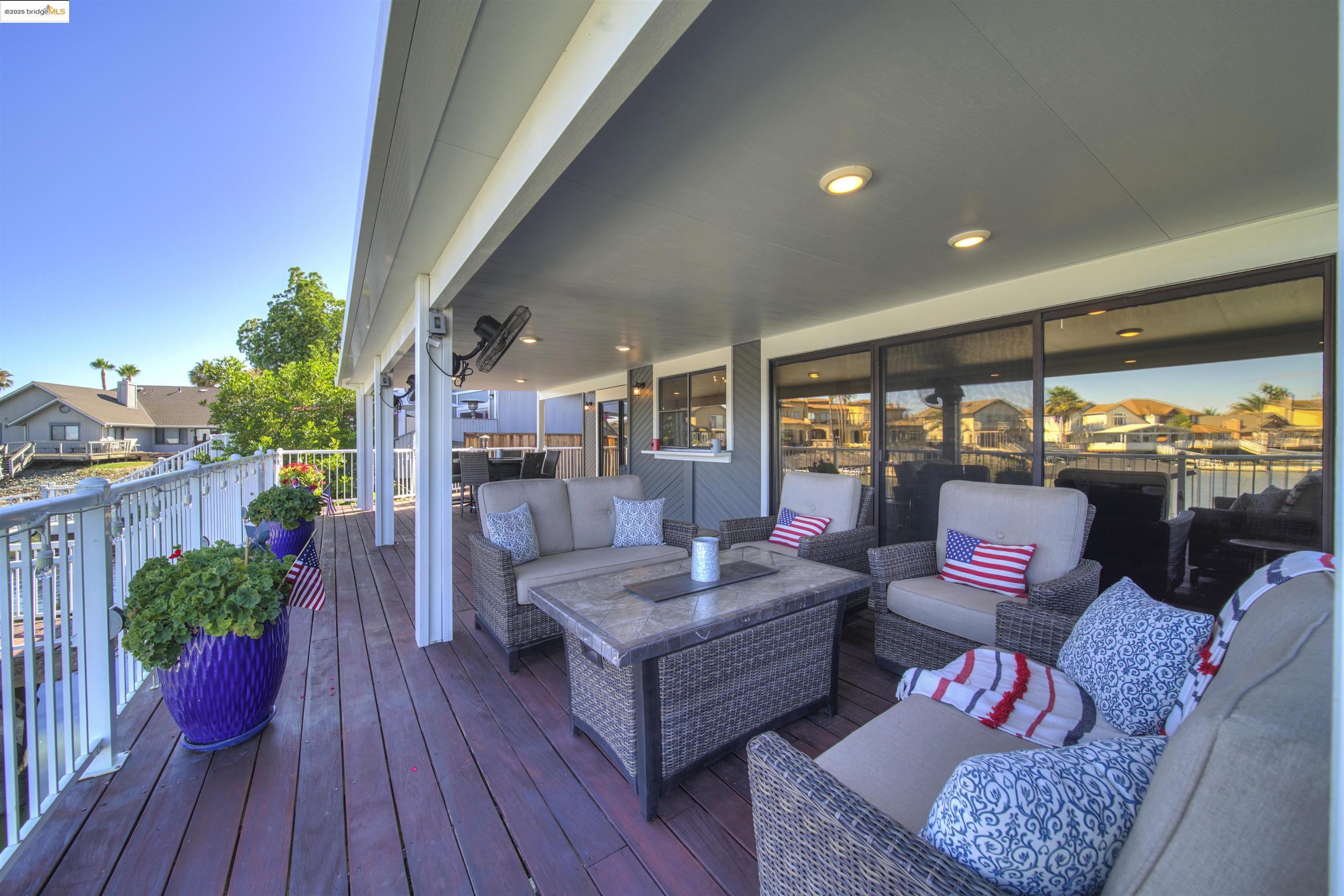 2105 Cypress Pt