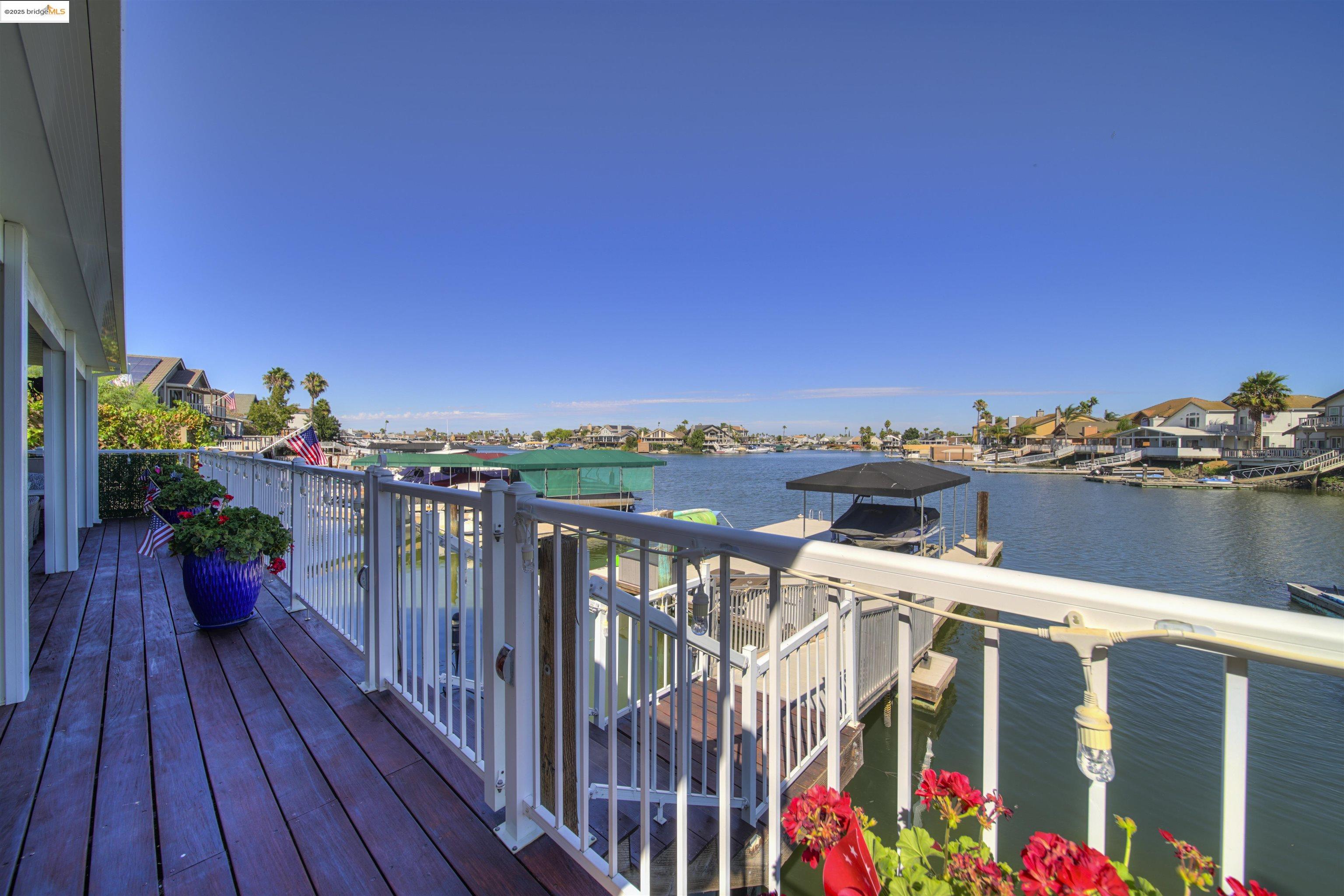 2105 Cypress Pt