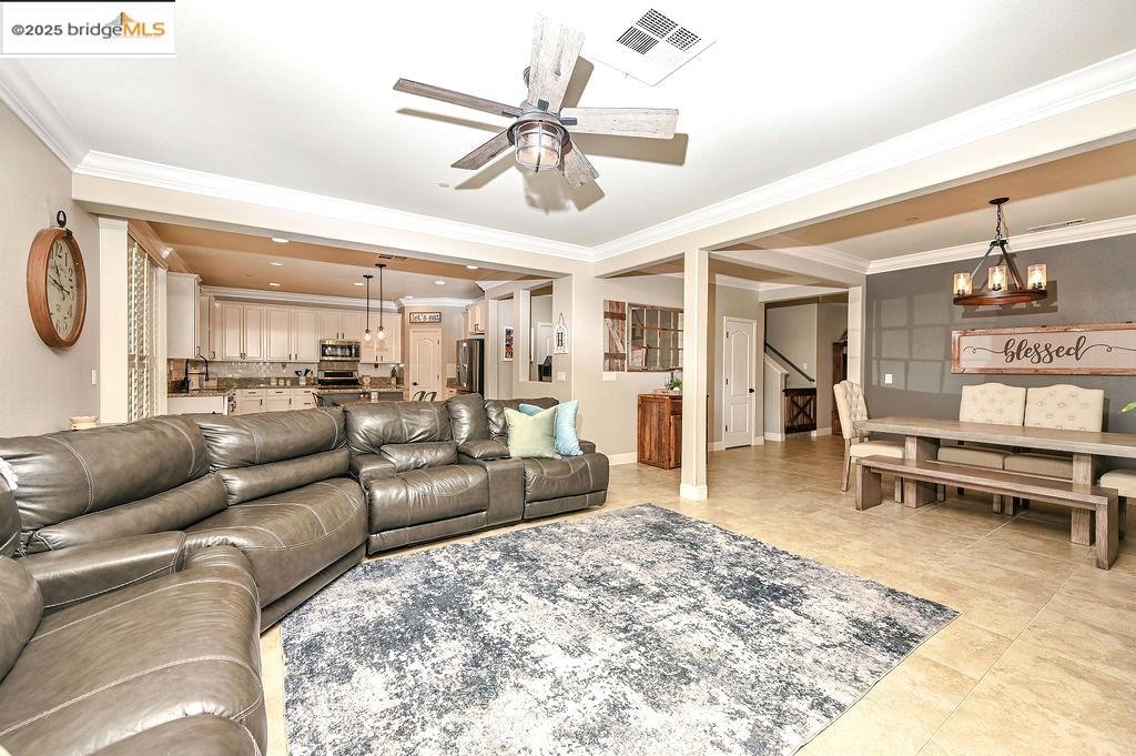 1453 Big Redwood Dr
