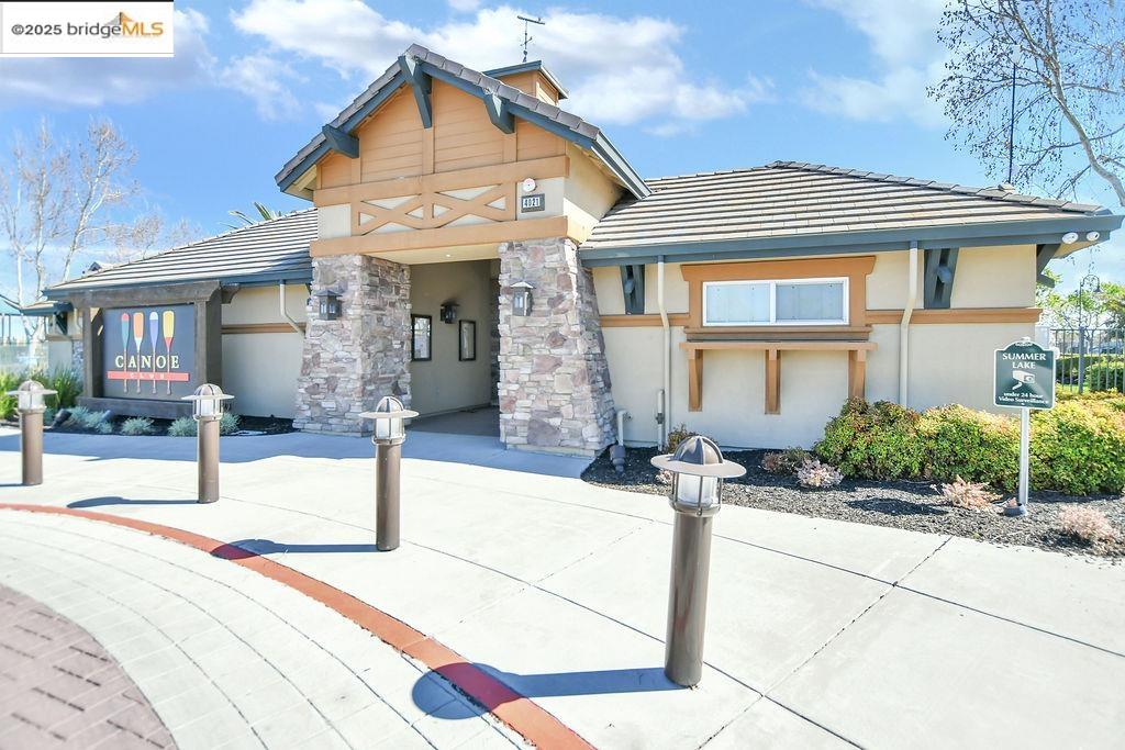1453 Big Redwood Dr