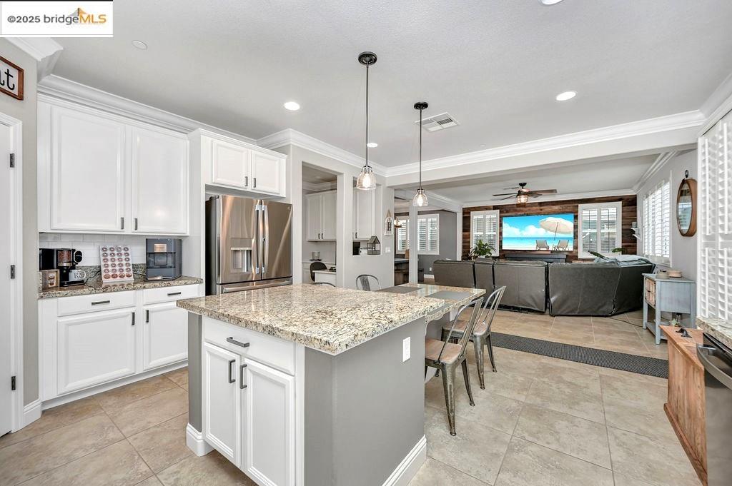 1453 Big Redwood Dr