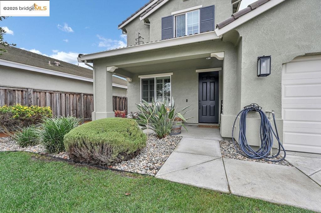 1453 Big Redwood Dr