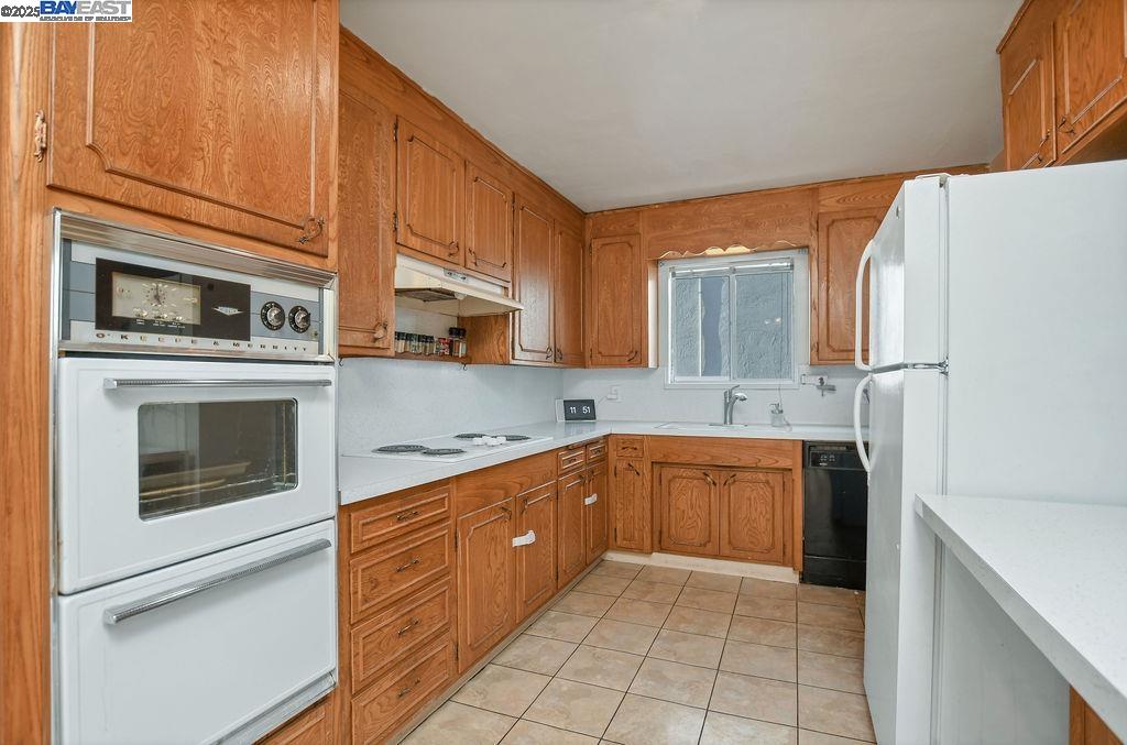 500 W Madill St