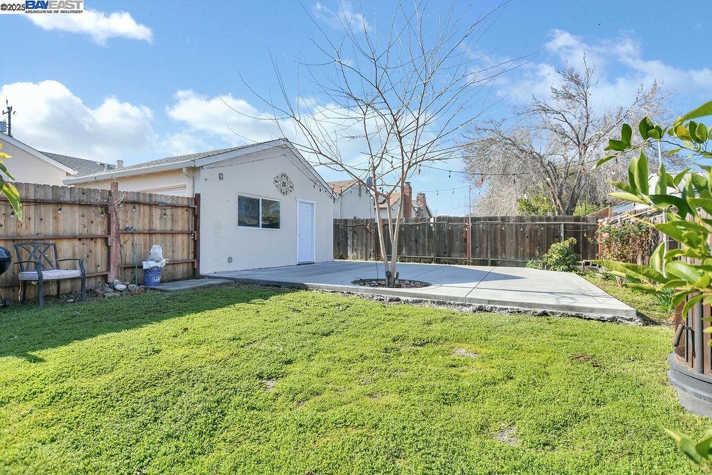 500 W Madill St