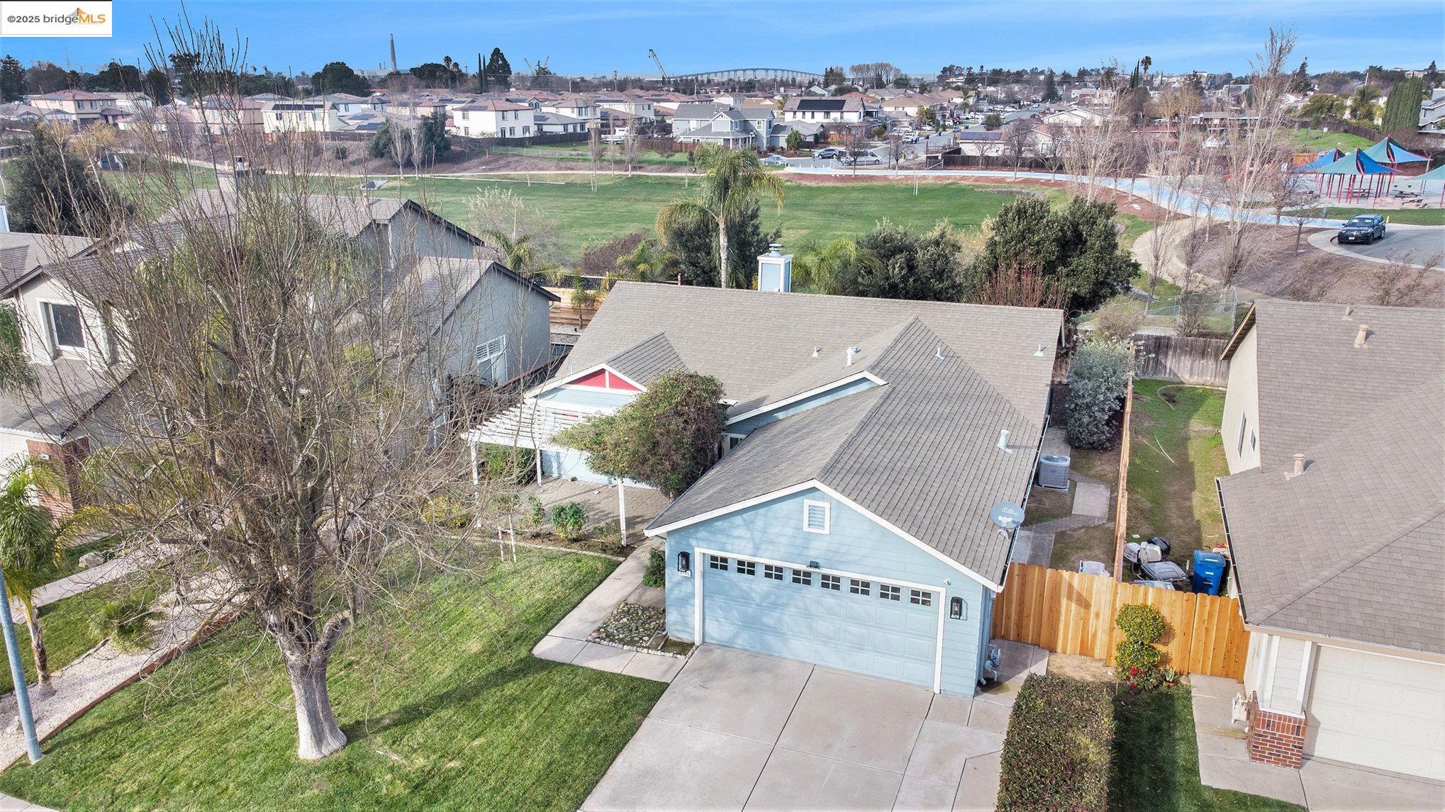 4695 La Vista Dr