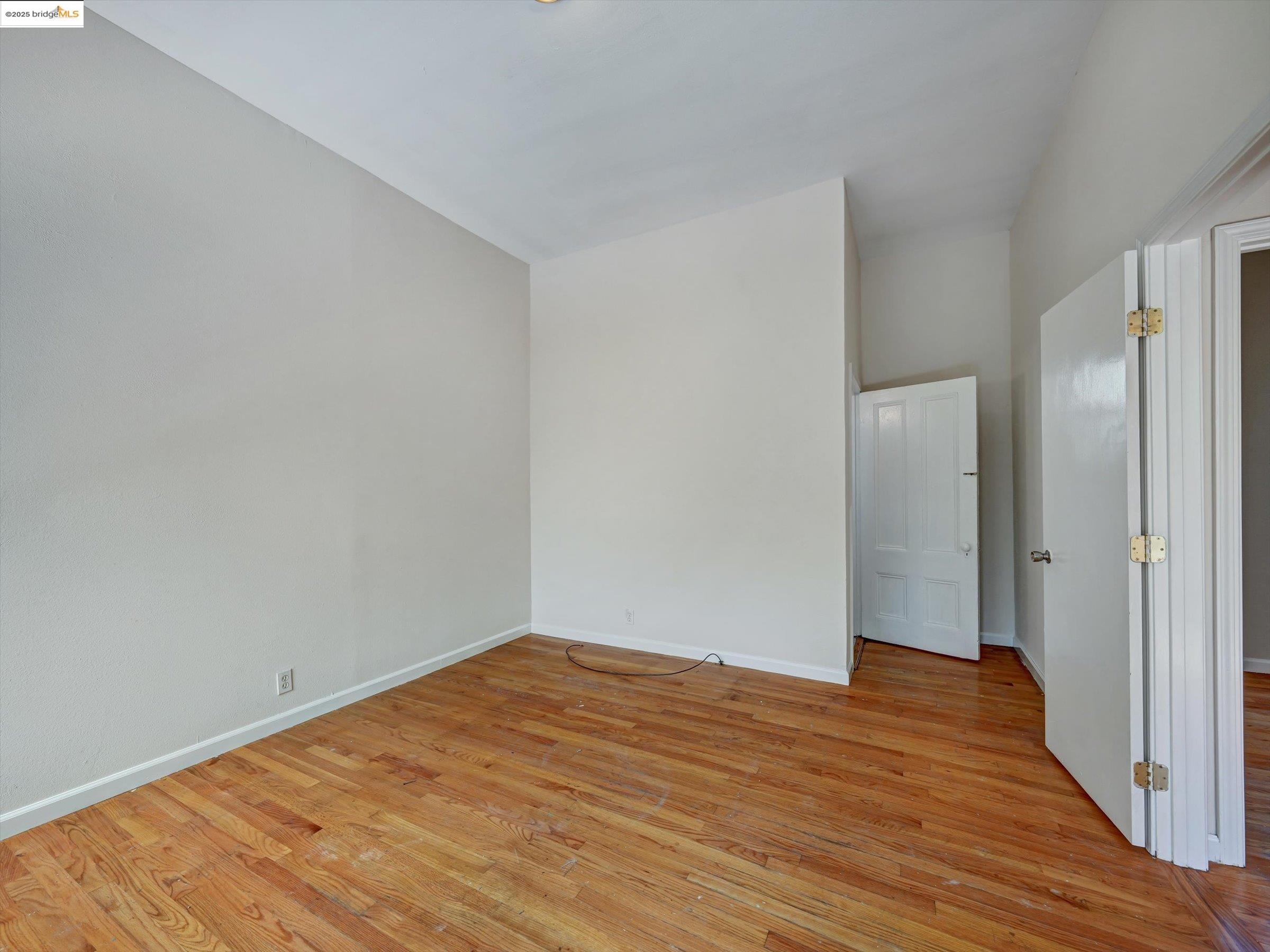 1102 Chester St
