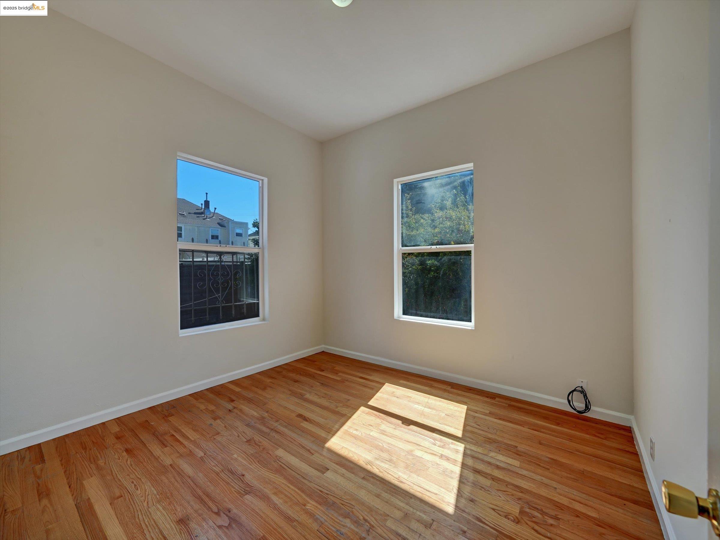 1102 Chester St