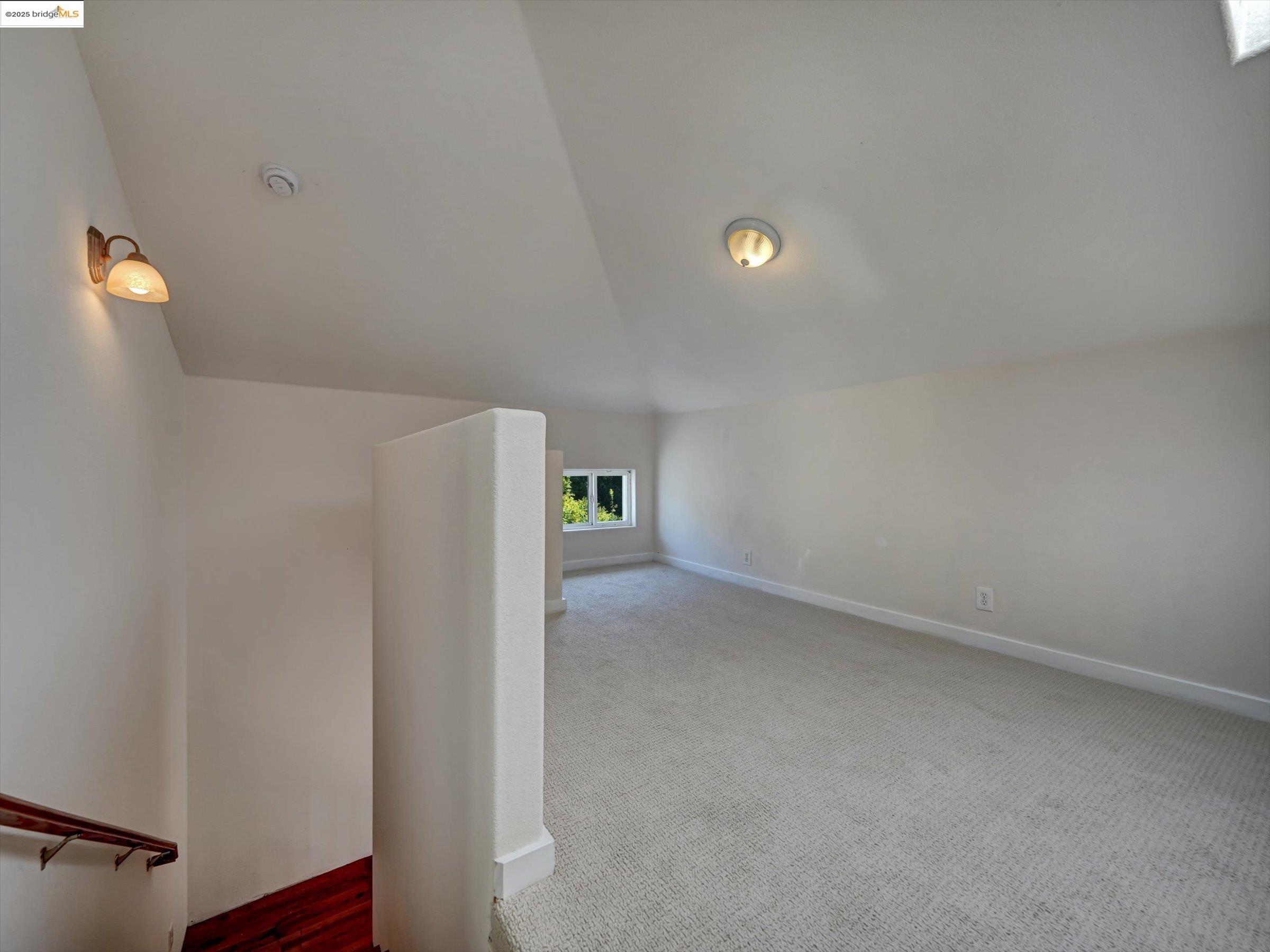 1102 Chester St