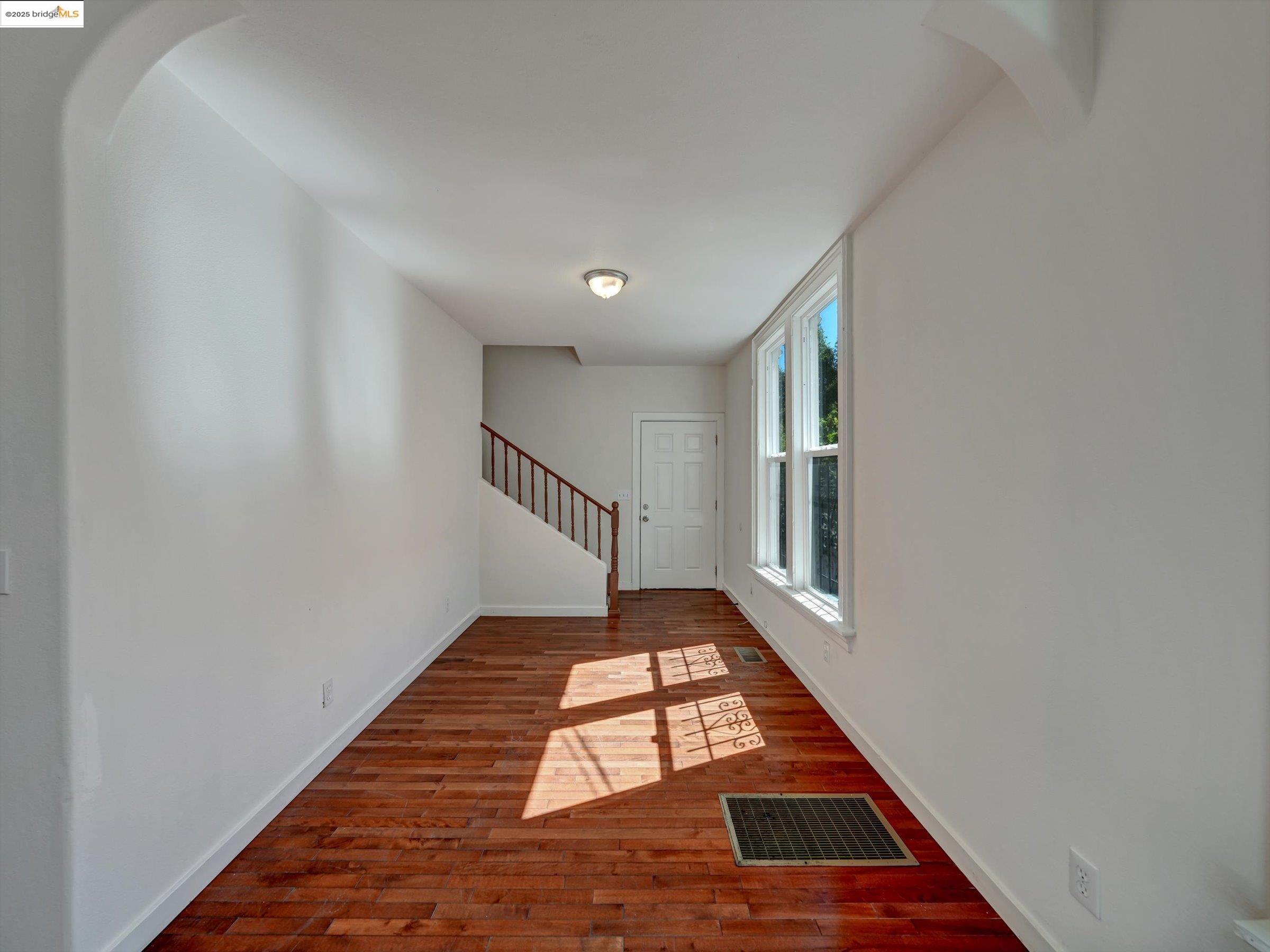 1102 Chester St