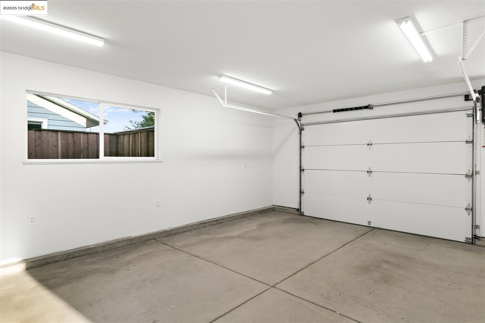2585 W Avenue 133Rd