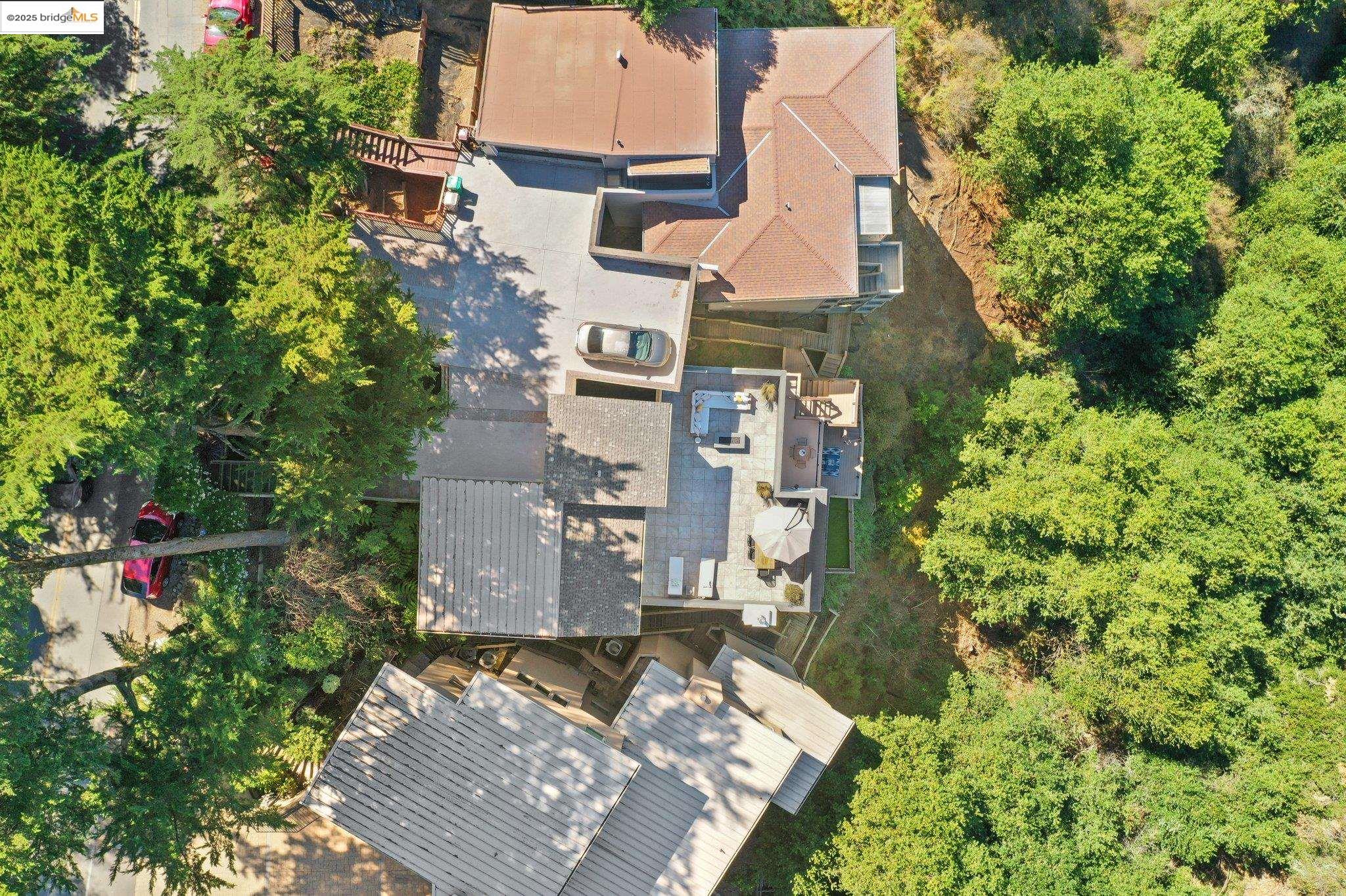 7227 Skyline Blvd