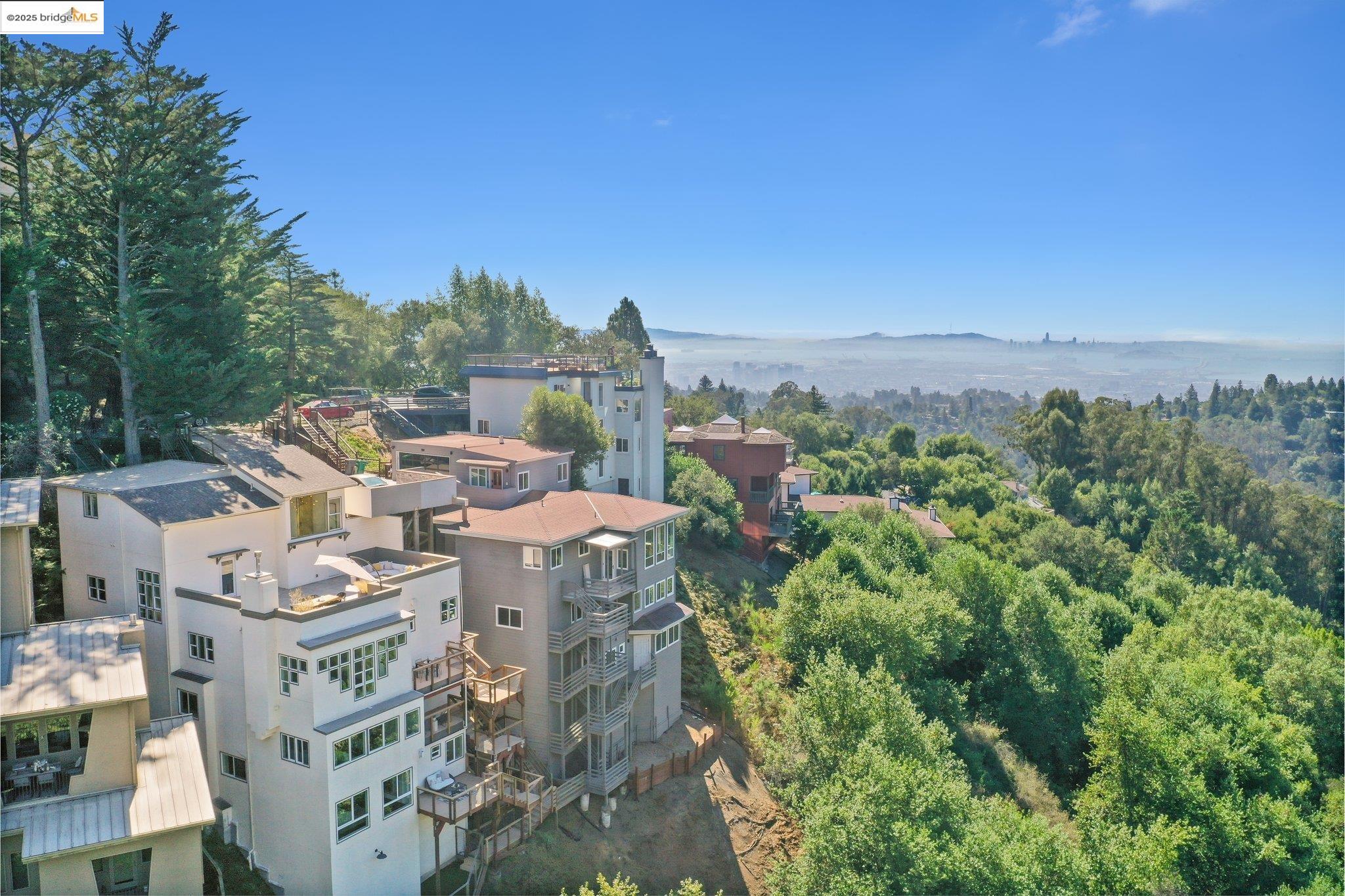 7227 Skyline Blvd