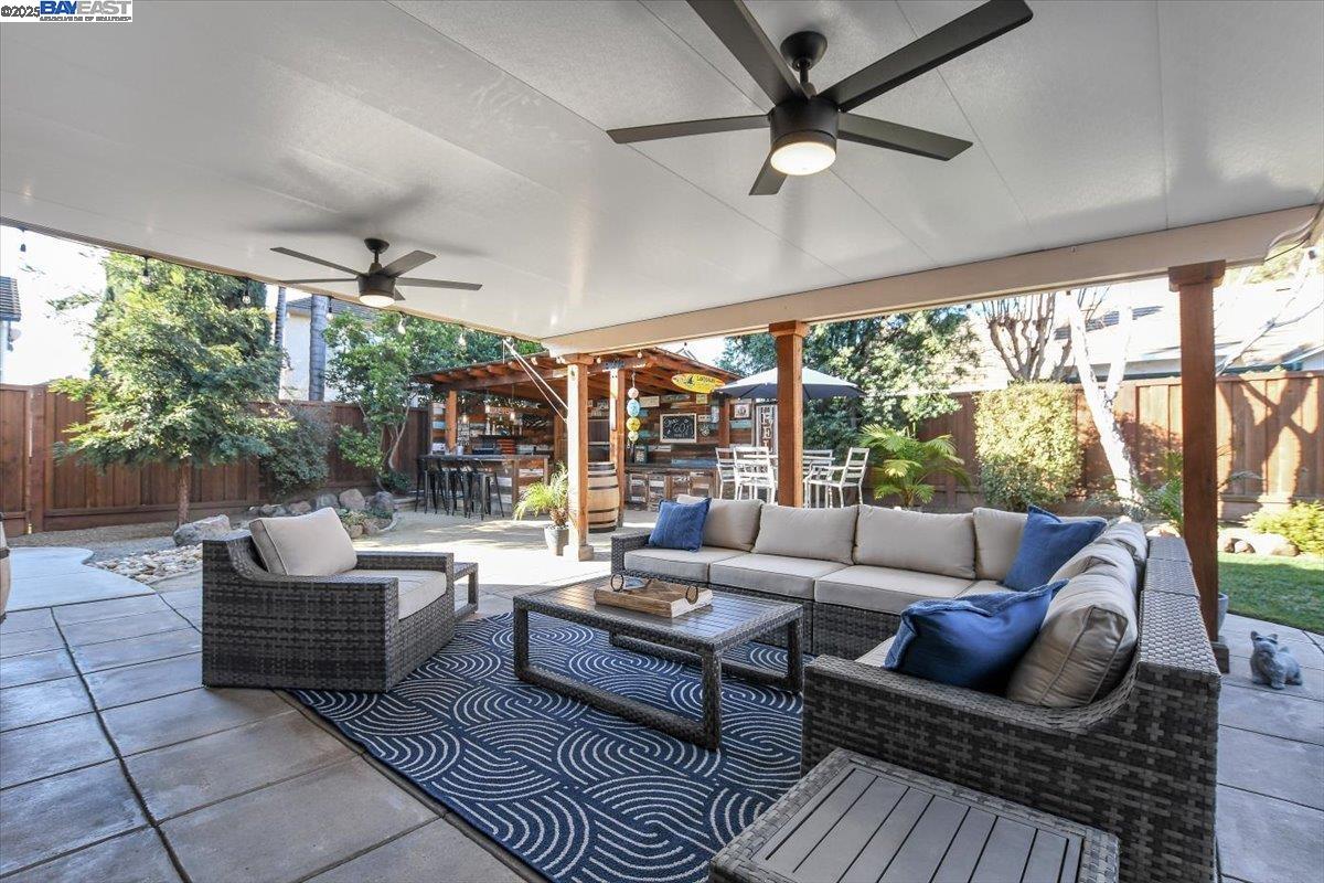 25 Barrington Ct