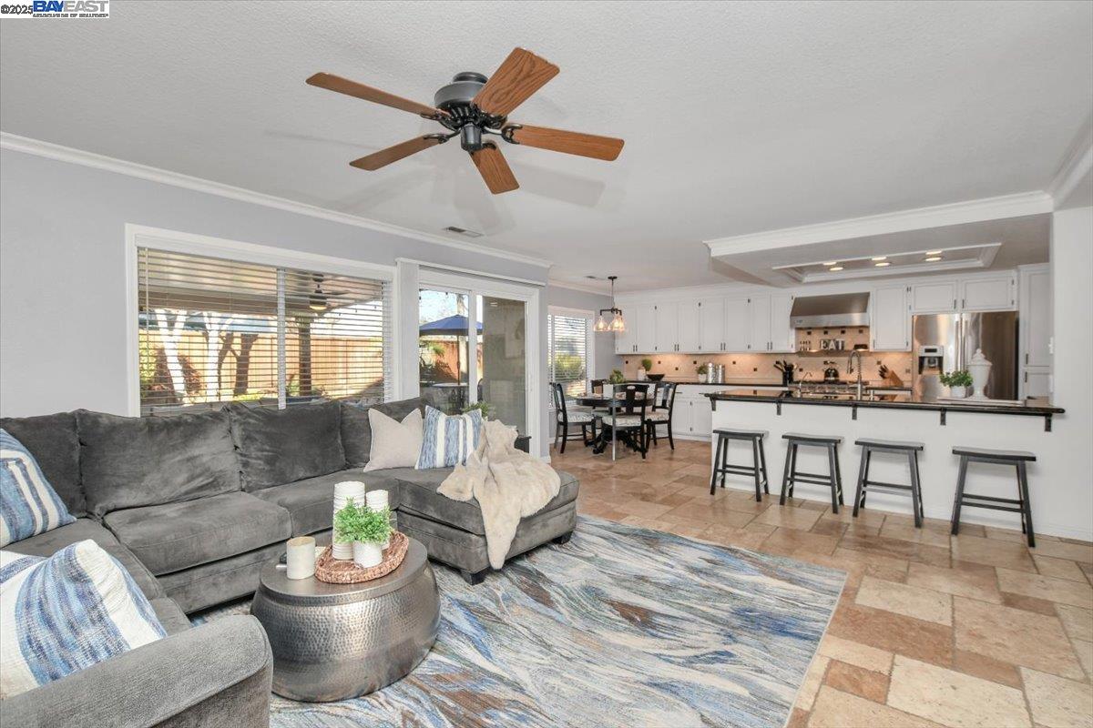 25 Barrington Ct