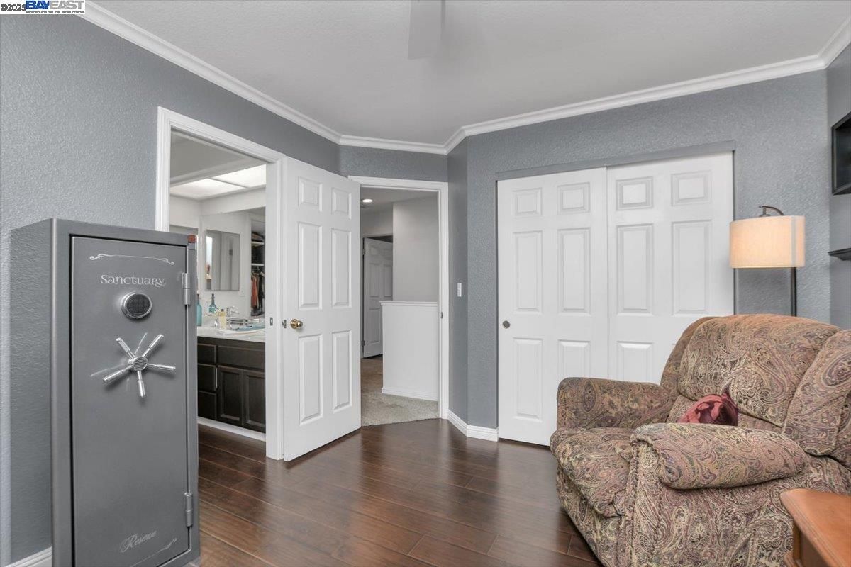 25 Barrington Ct