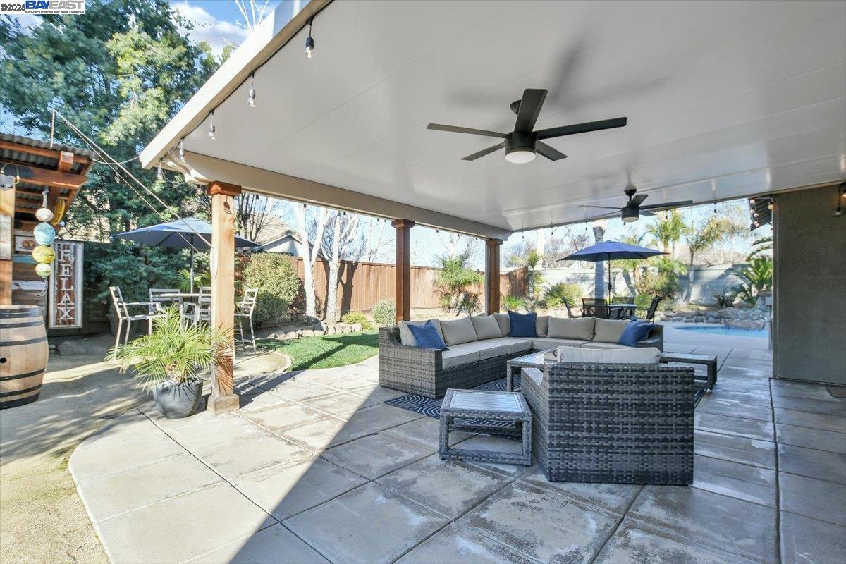 25 Barrington Ct