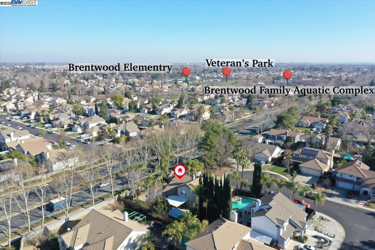 25 Barrington Ct