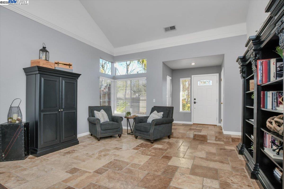 25 Barrington Ct
