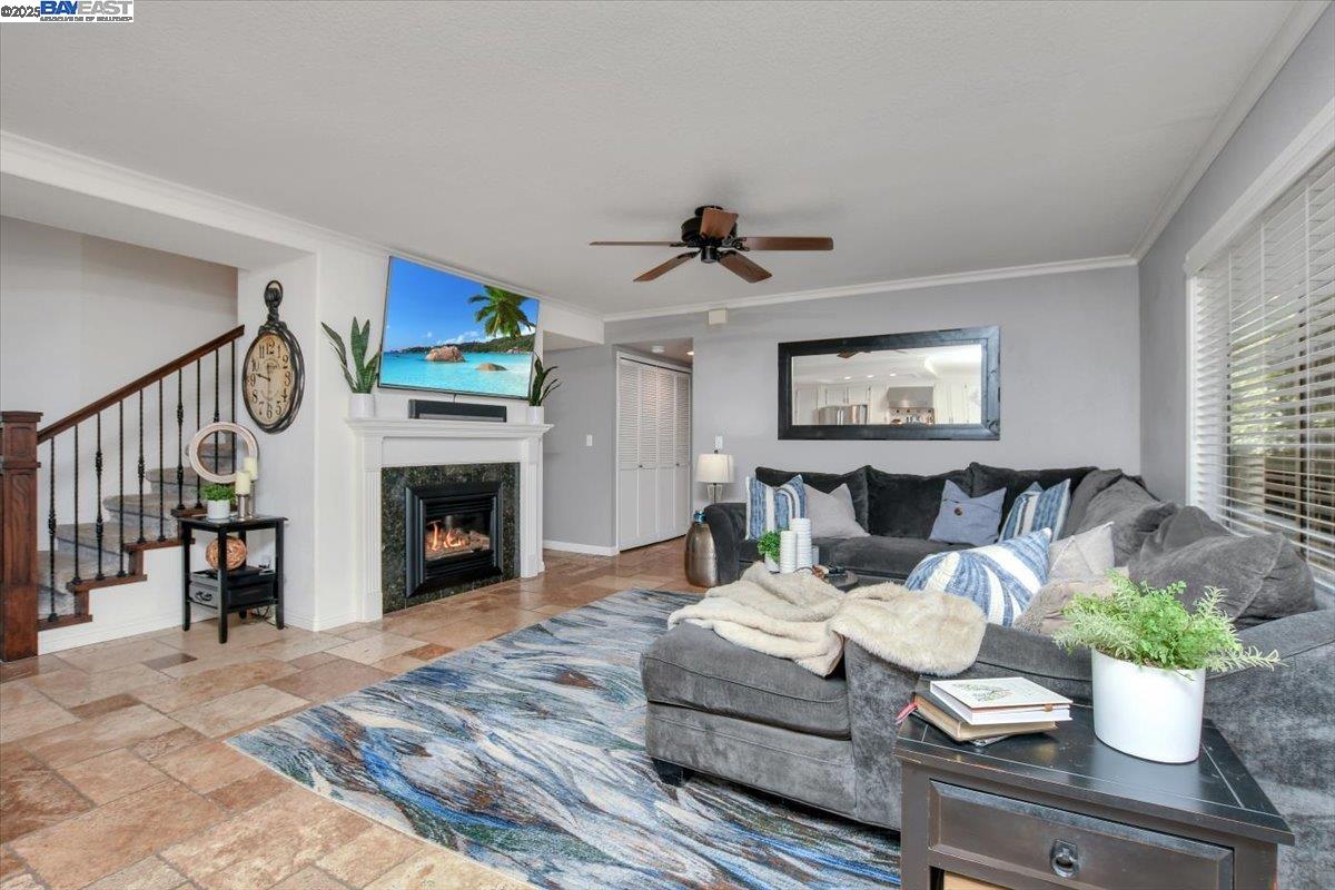 25 Barrington Ct