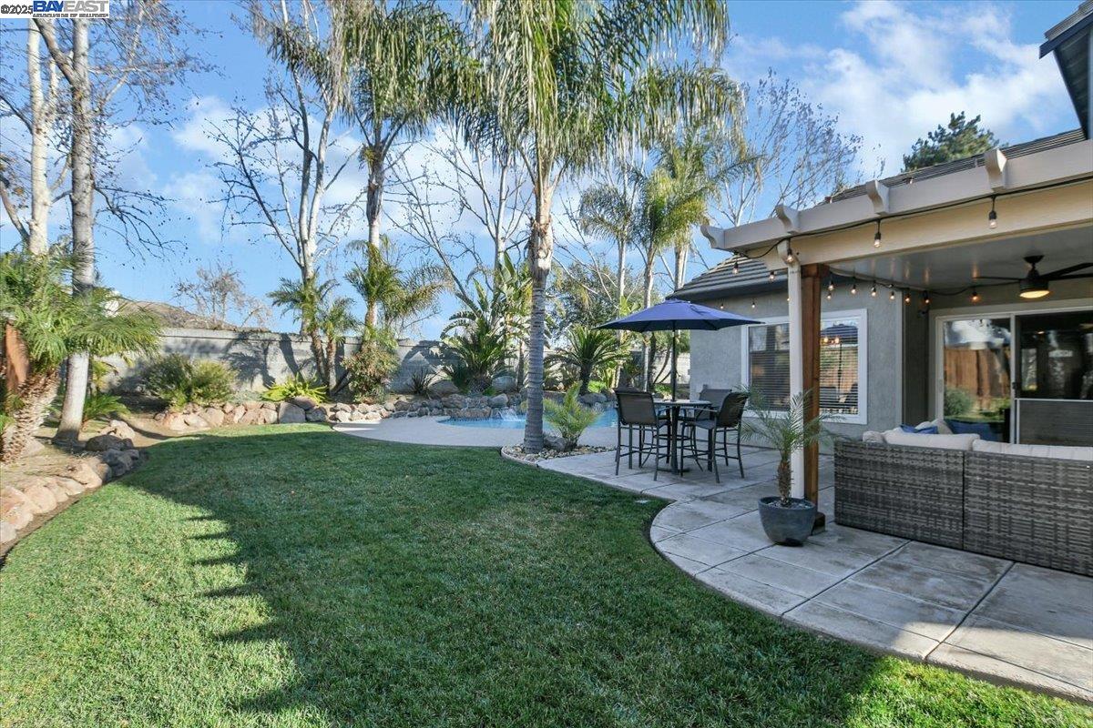 25 Barrington Ct