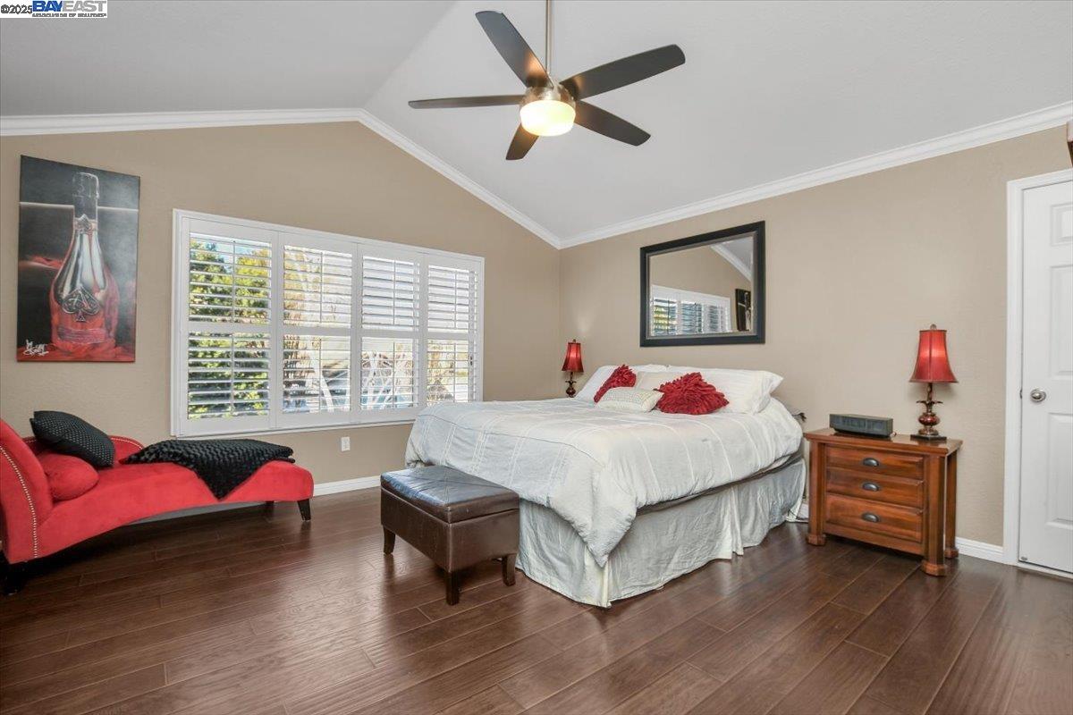 25 Barrington Ct