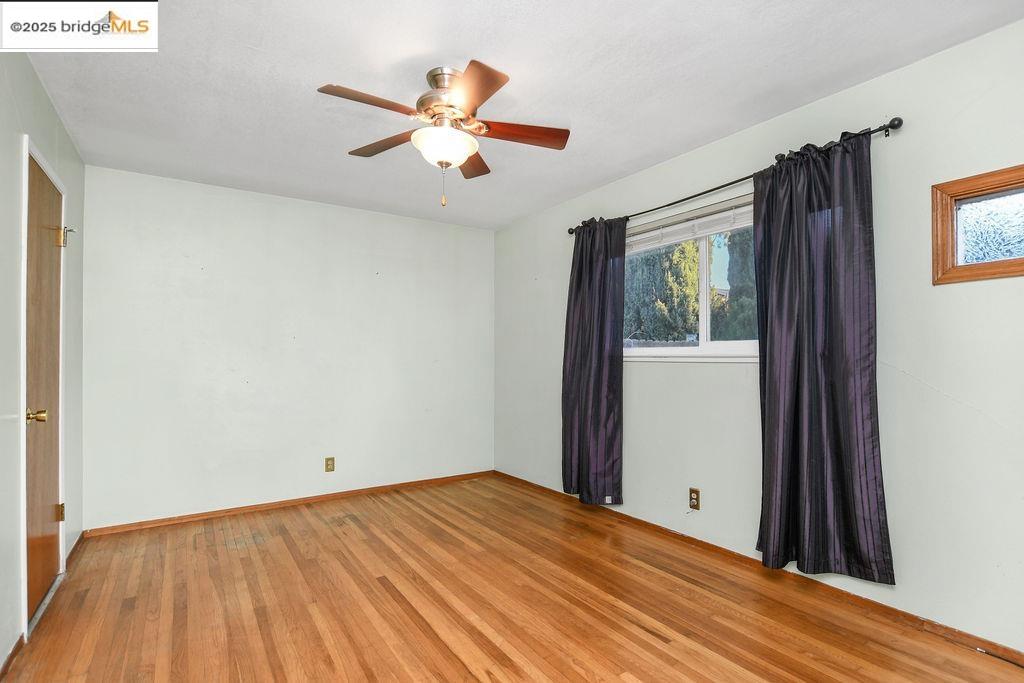 909 San Carlos Dr