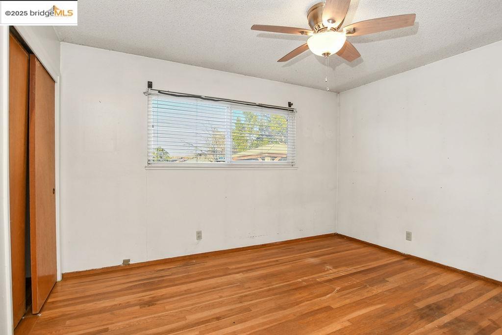 909 San Carlos Dr