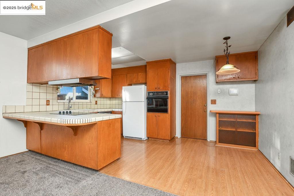 909 San Carlos Dr