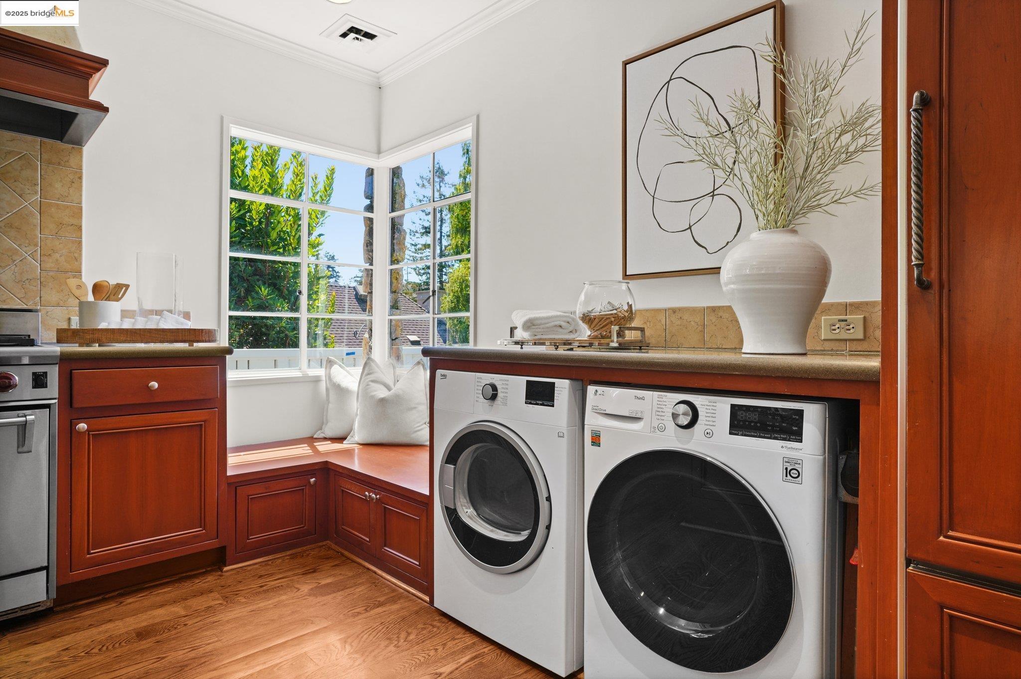 331 Saint James Dr