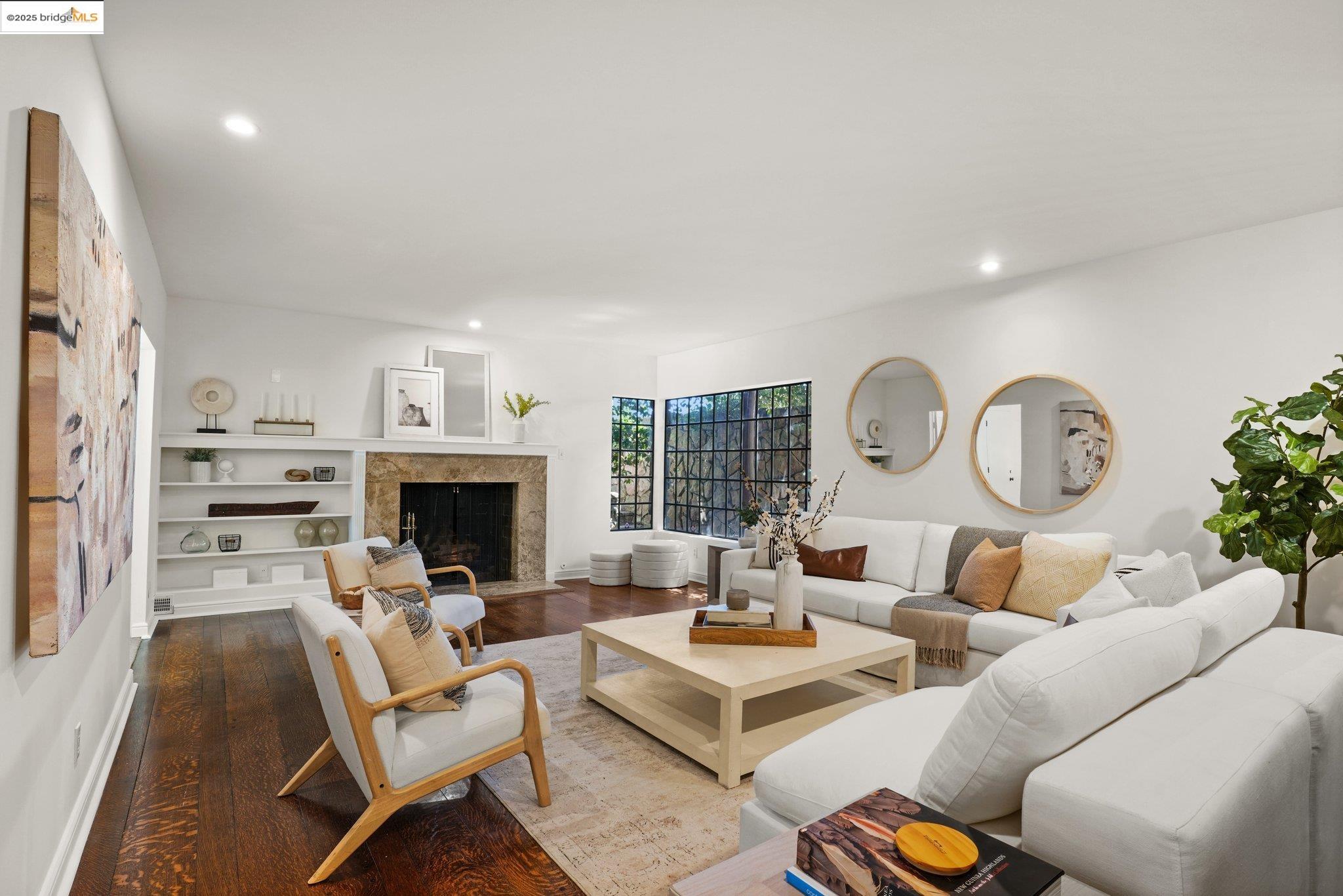 331 Saint James Dr
