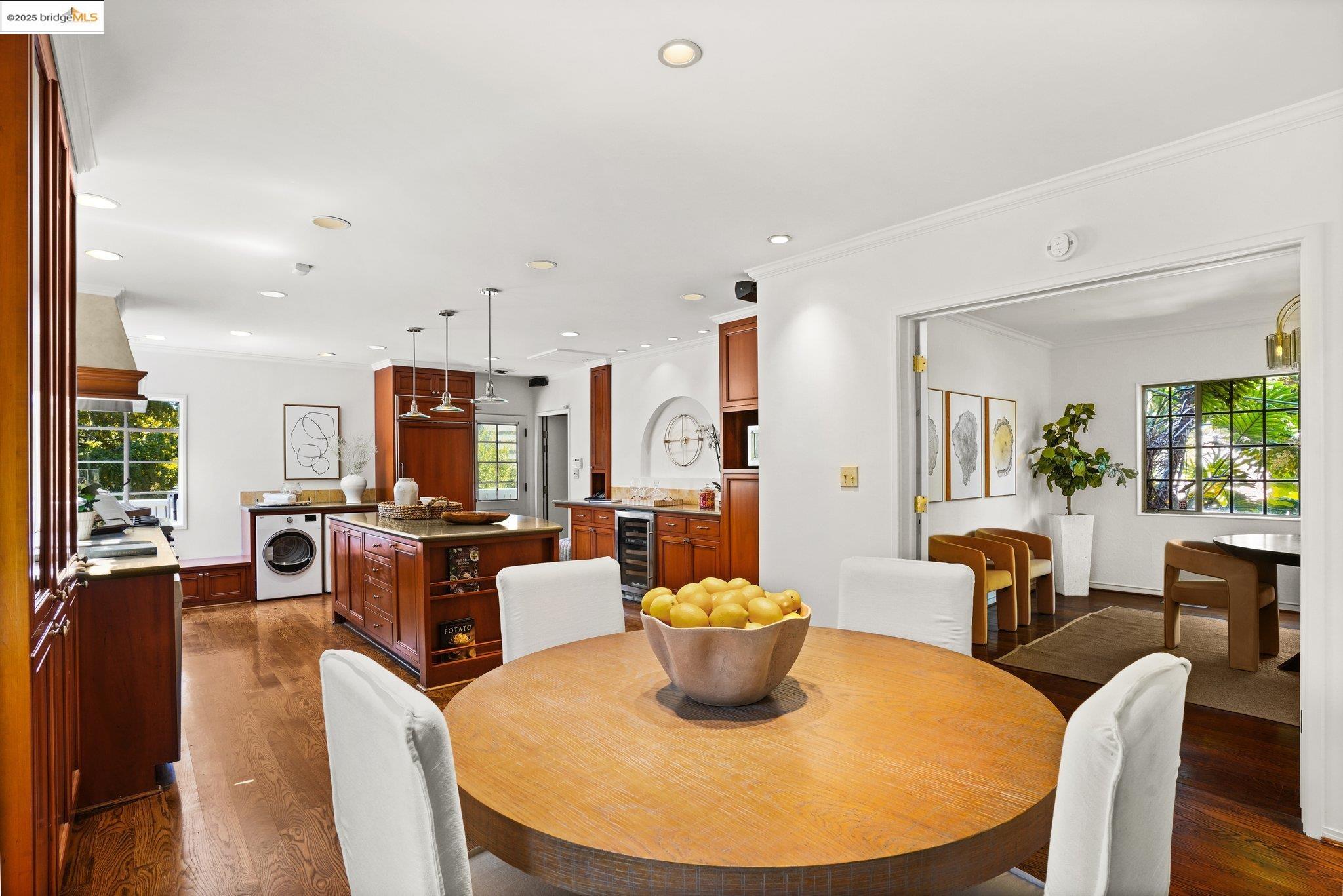 331 Saint James Dr