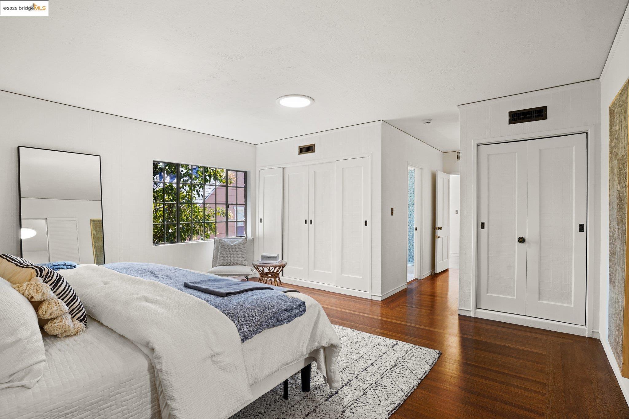 331 Saint James Dr