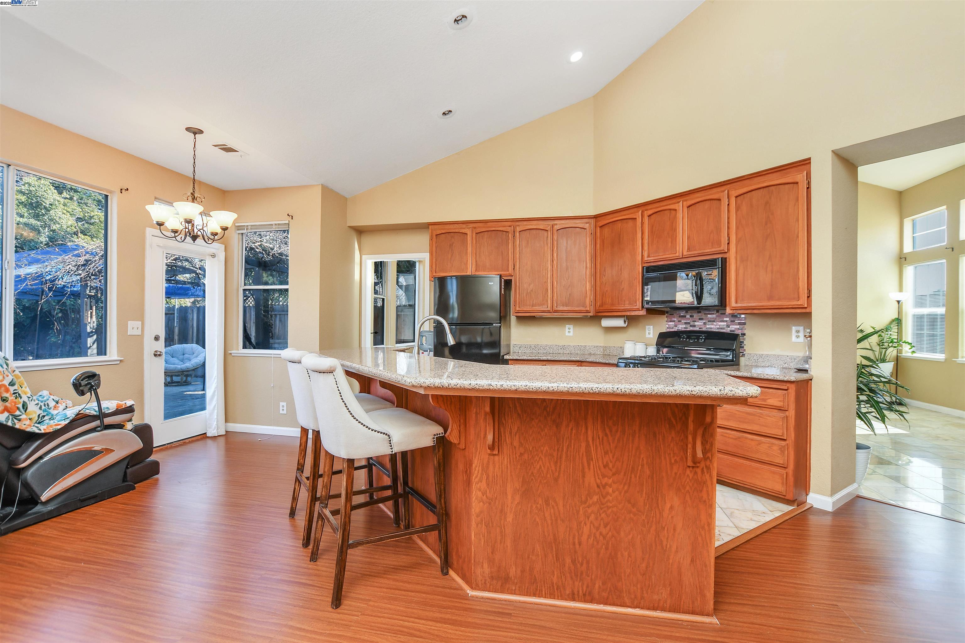 1785 Lilly Ct