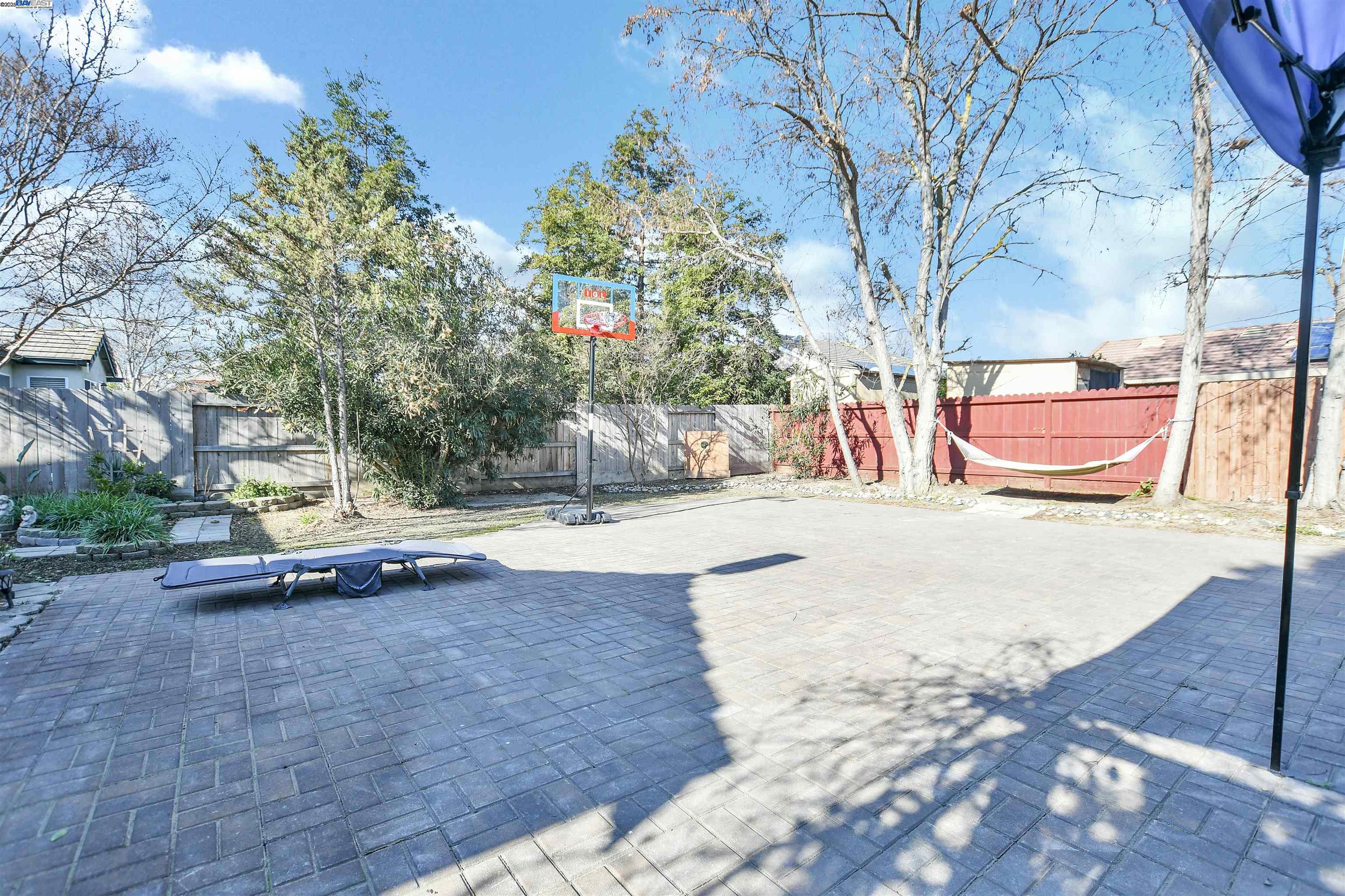 1785 Lilly Ct