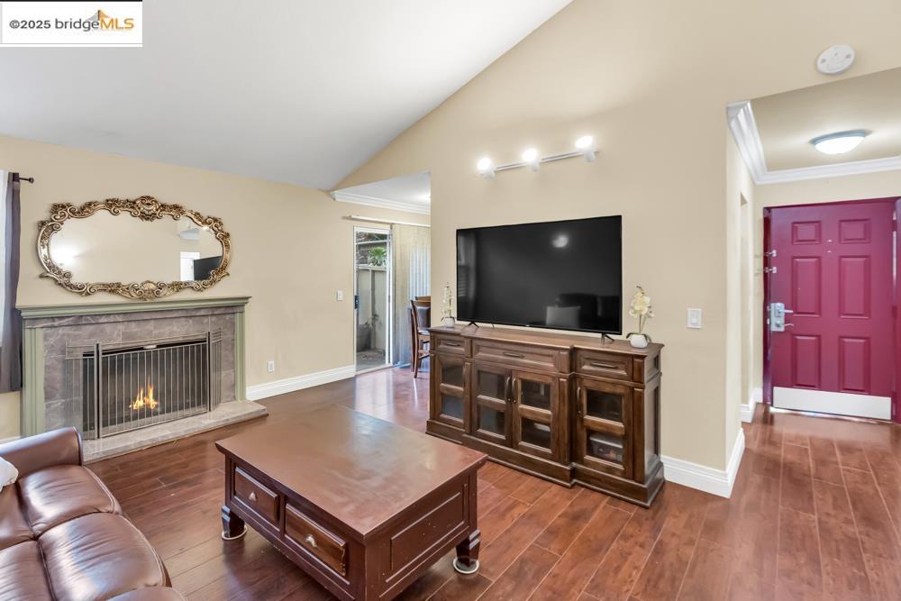 8216 Center Pkwy # 27