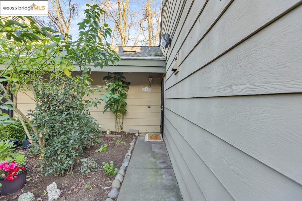 8216 Center Pkwy # 27